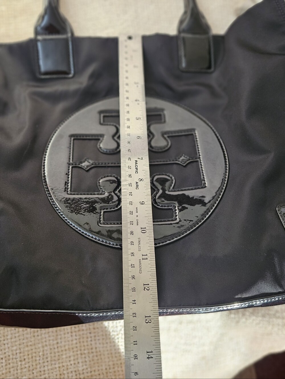 Tory BURCH Black Nylon And Patent Trim Ella Tote Bag with Quilted Medallion - Picture 3 of 7